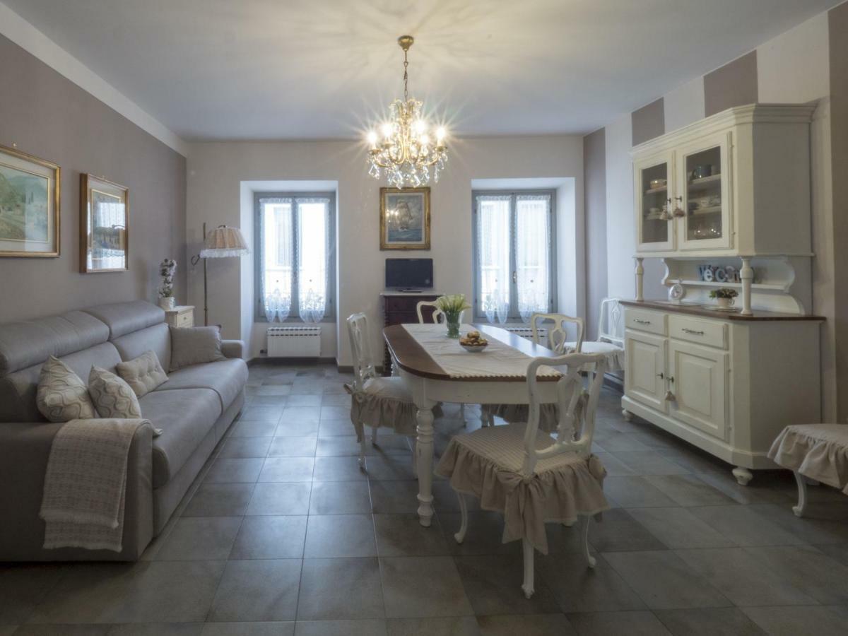 Sweet Apartment *